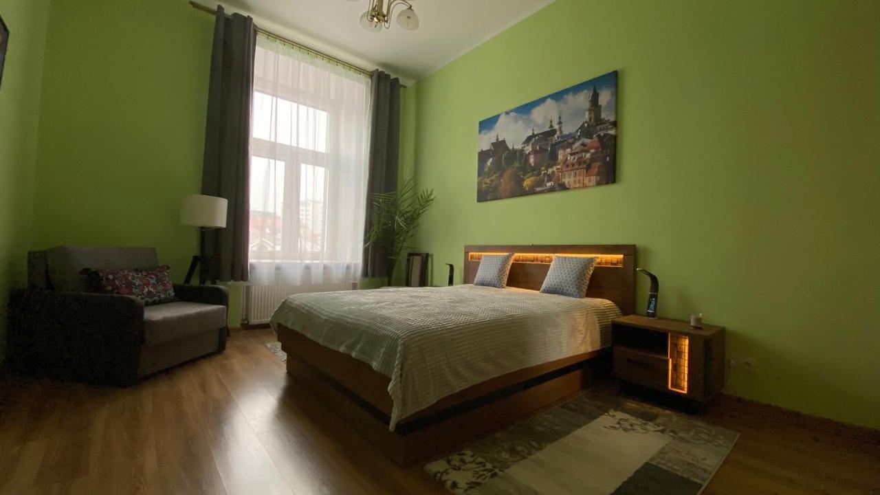 Lublinbnb - Exclusive Family Apartment ------ In The Heart Of Lublin -------------------------------- Bedroom & Living Room & Kitchen Zewnętrze zdjęcie
